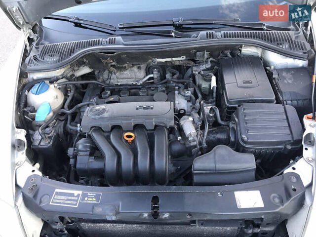 Шкода Октавия 2008 в Тульчине на Automoto.ua Серый Шкода Октавия, объемом двигателя 1.98 л и пробегом 244 тыс. км за 5900 $, фото 12 на Automoto.ua