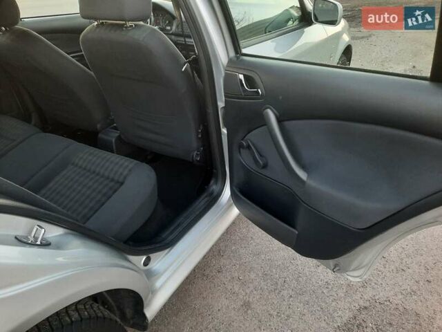 Сірий Шкода Октавія, об'ємом двигуна 1.5 л та пробігом 192 тис. км за 5800 $, фото 56 на Automoto.ua