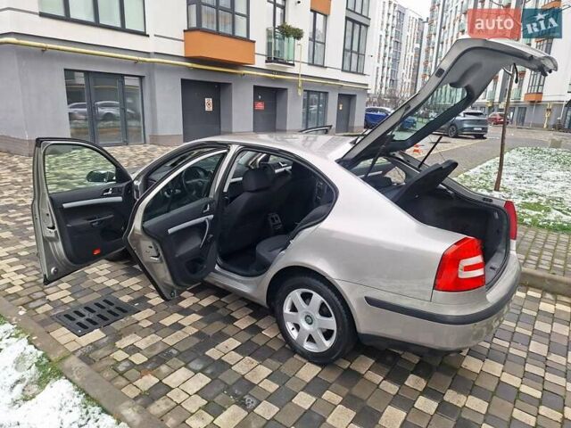 Серый Шкода Октавия, объемом двигателя 1.6 л и пробегом 187 тыс. км за 6450 $, фото 41 на Automoto.ua