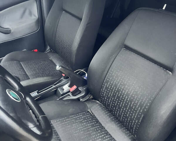 Серый Шкода Октавия, объемом двигателя 1.9 л и пробегом 303 тыс. км за 4999 $, фото 12 на Automoto.ua