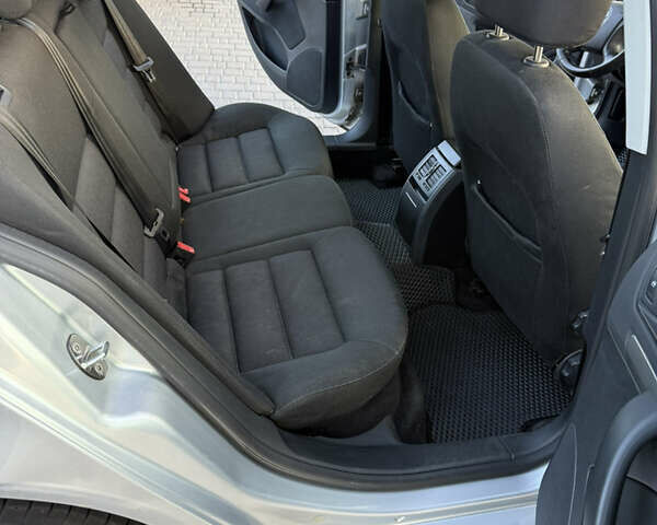 Сірий Шкода Октавія, об'ємом двигуна 1.98 л та пробігом 280 тис. км за 6800 $, фото 7 на Automoto.ua