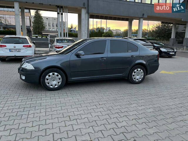Серый Шкода Октавия, объемом двигателя 1.9 л и пробегом 243 тыс. км за 7400 $, фото 4 на Automoto.ua