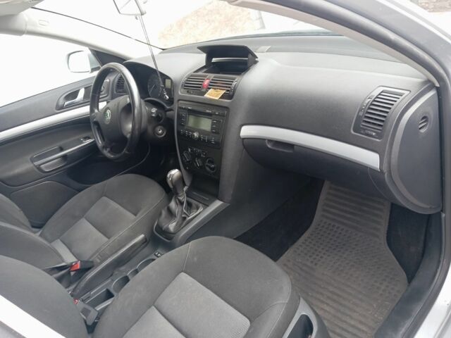 Сірий Шкода Октавія, об'ємом двигуна 1.6 л та пробігом 270 тис. км за 4500 $, фото 4 на Automoto.ua