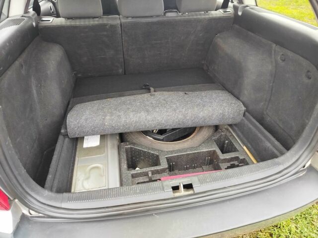 Серый Шкода Октавия, объемом двигателя 1.6 л и пробегом 210 тыс. км за 6800 $, фото 8 на Automoto.ua