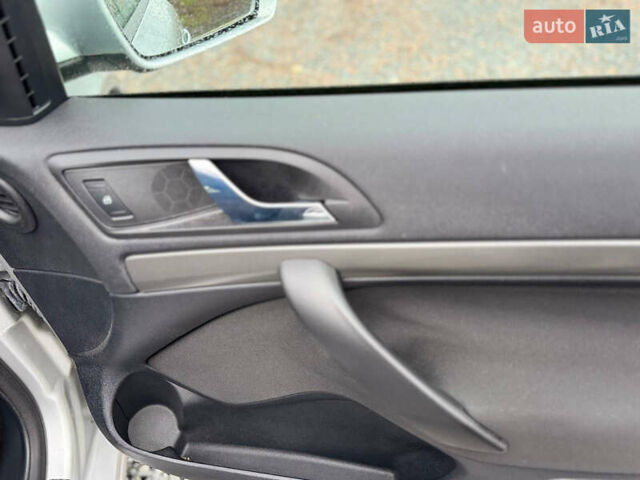 Серый Шкода Октавия, объемом двигателя 1.6 л и пробегом 190 тыс. км за 6390 $, фото 44 на Automoto.ua