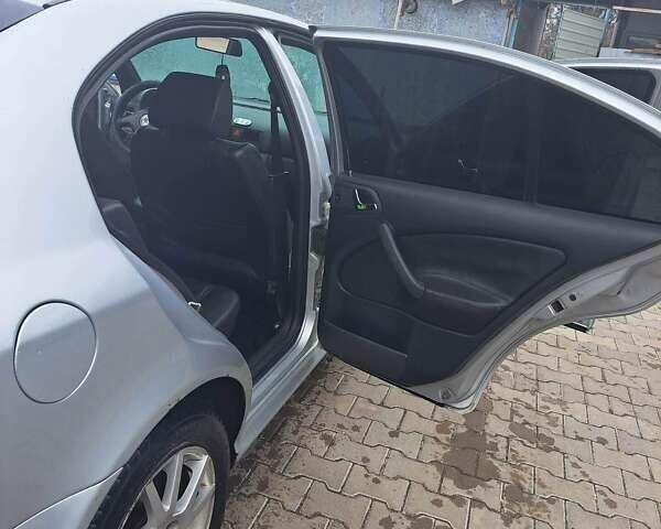 Серый Шкода Октавия, объемом двигателя 1.8 л и пробегом 250 тыс. км за 5800 $, фото 6 на Automoto.ua