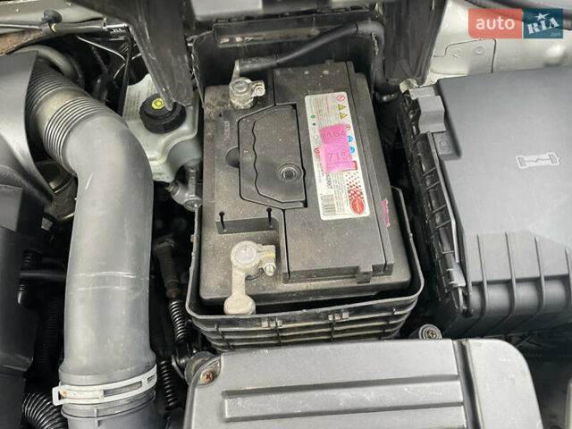 Сірий Шкода Октавія, об'ємом двигуна 1.6 л та пробігом 233 тис. км за 6359 $, фото 88 на Automoto.ua