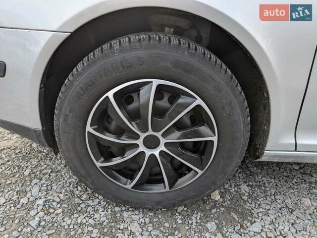 Сірий Шкода Октавія, об'ємом двигуна 1.6 л та пробігом 177 тис. км за 7250 $, фото 19 на Automoto.ua