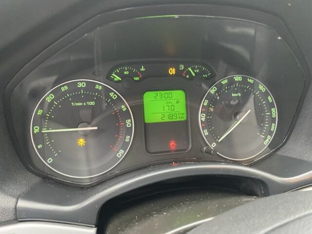 Серый Шкода Октавия, объемом двигателя 2 л и пробегом 250 тыс. км за 3199 $, фото 12 на Automoto.ua