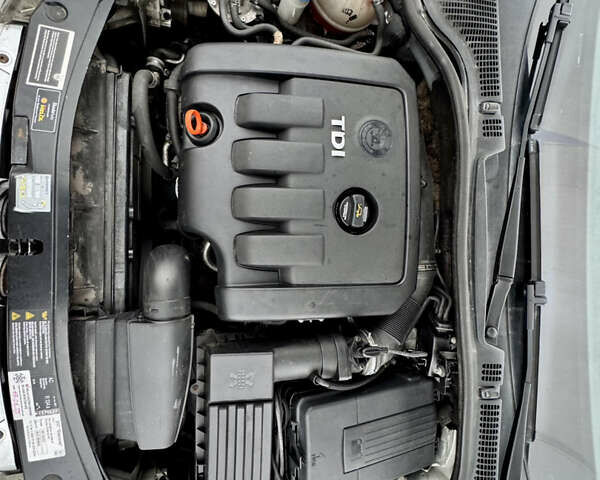 Сірий Шкода Октавія, об'ємом двигуна 2 л та пробігом 246 тис. км за 5999 $, фото 34 на Automoto.ua