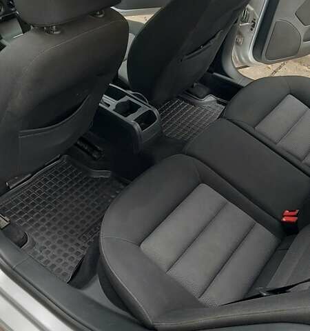 Серый Шкода Октавия, объемом двигателя 1.6 л и пробегом 189 тыс. км за 6800 $, фото 10 на Automoto.ua