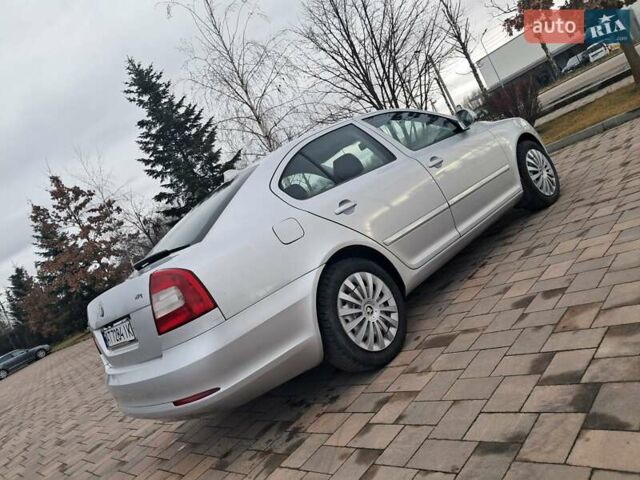 Сірий Шкода Октавія, об'ємом двигуна 1.6 л та пробігом 198 тис. км за 5899 $, фото 4 на Automoto.ua