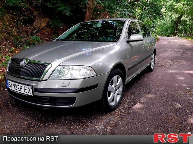 Серый Шкода Октавия, объемом двигателя 1.6 л и пробегом 300 тыс. км за 6199 $, фото 1 на Automoto.ua