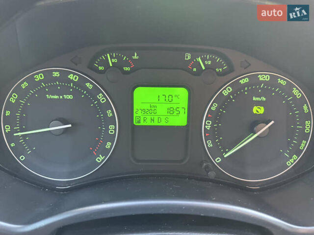 Сірий Шкода Октавія, об'ємом двигуна 1.98 л та пробігом 280 тис. км за 6800 $, фото 4 на Automoto.ua