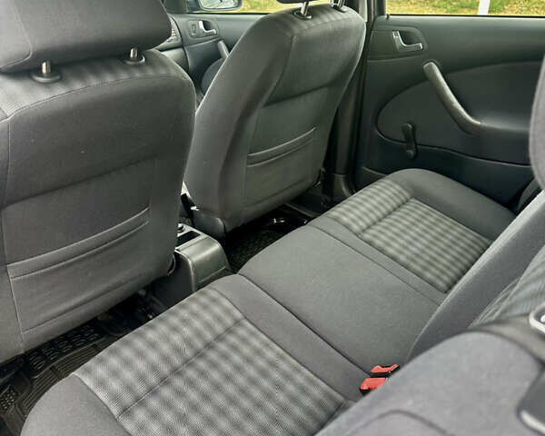 Серый Шкода Октавия, объемом двигателя 1.6 л и пробегом 155 тыс. км за 6700 $, фото 20 на Automoto.ua