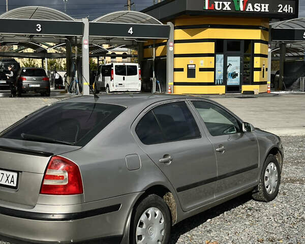 Шкода Октавия 2008 в Львове на Automoto.ua Серый Шкода Октавия, объемом двигателя 1.9 л и пробегом 210 тыс. км за 4400 $, фото 7 на Automoto.ua