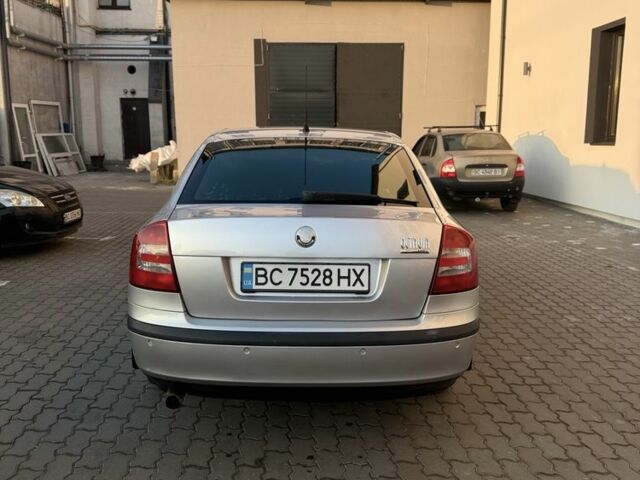 Серый Шкода Октавия, объемом двигателя 1.6 л и пробегом 245 тыс. км за 5500 $, фото 3 на Automoto.ua