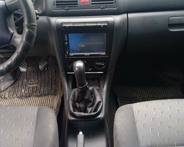 Серый Шкода Октавия, объемом двигателя 1.9 л и пробегом 306 тыс. км за 4700 $, фото 7 на Automoto.ua