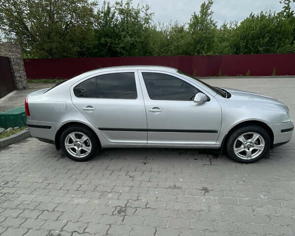 Сірий Шкода Октавія, об'ємом двигуна 1.6 л та пробігом 283 тис. км за 4600 $, фото 25 на Automoto.ua