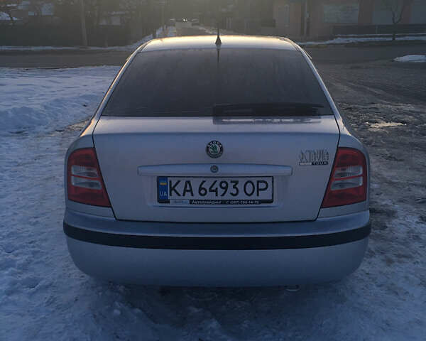 Шкода Октавия 2008 в Ирпене на Automoto.ua Серый Шкода Октавия, объемом двигателя 1.6 л и пробегом 87 тыс. км за 8700 $, фото 5 на Automoto.ua