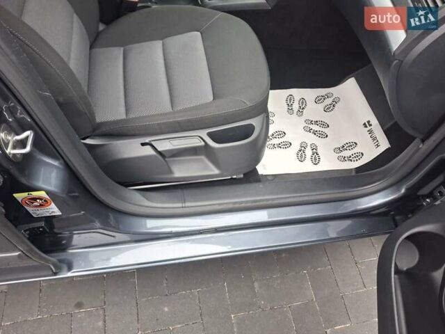 Сірий Шкода Октавія, об'ємом двигуна 1.6 л та пробігом 139 тис. км за 7990 $, фото 53 на Automoto.ua