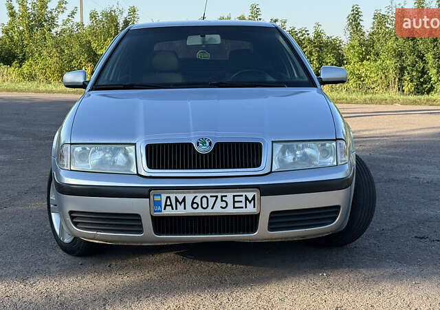 Сірий Шкода Октавія, об'ємом двигуна 1.6 л та пробігом 360 тис. км за 4499 $, фото 2 на Automoto.ua