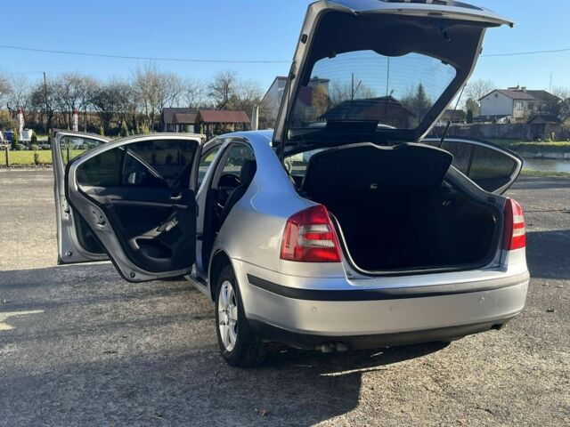 Шкода Октавія 2008 у Самборе на Automoto.ua Сірий Шкода Октавія, об'ємом двигуна 1.9 л та пробігом 238 тис. км за 5800 $, фото 3 на Automoto.ua