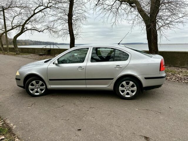 Серый Шкода Октавия, объемом двигателя 2 л и пробегом 285 тыс. км за 4999 $, фото 9 на Automoto.ua