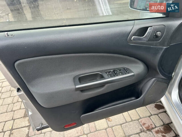 Серый Шкода Октавия, объемом двигателя 1.8 л и пробегом 217 тыс. км за 6200 $, фото 26 на Automoto.ua