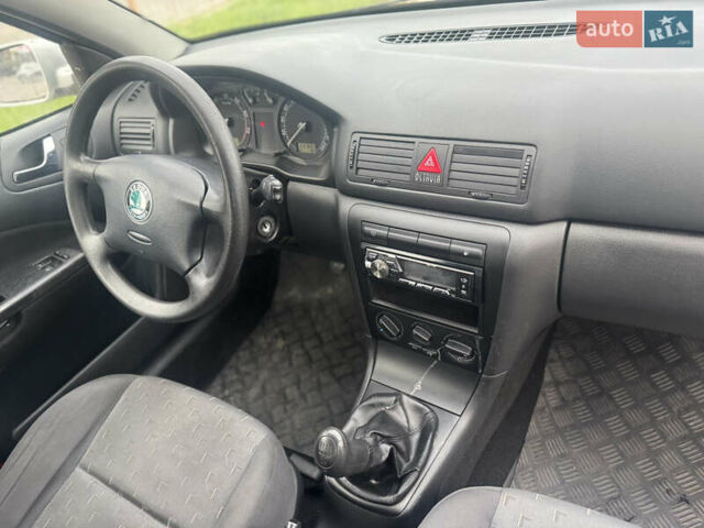 Серый Шкода Октавия, объемом двигателя 1.6 л и пробегом 235 тыс. км за 5299 $, фото 40 на Automoto.ua