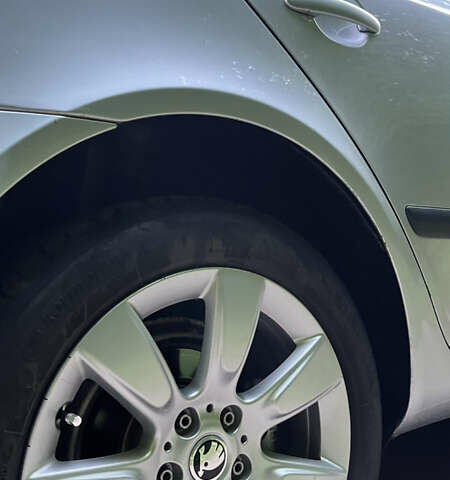 Сірий Шкода Октавія, об'ємом двигуна 1.6 л та пробігом 243 тис. км за 6300 $, фото 5 на Automoto.ua