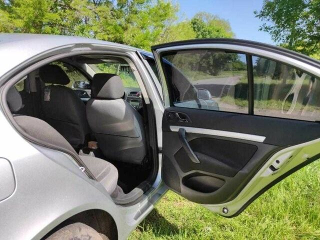 Серый Шкода Октавия, объемом двигателя 1.6 л и пробегом 100 тыс. км за 6800 $, фото 11 на Automoto.ua