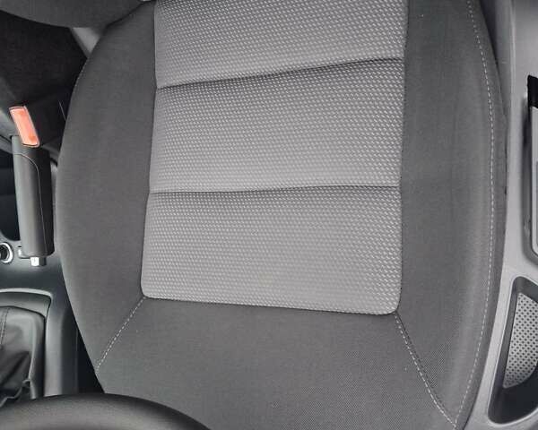 Сірий Шкода Октавія, об'ємом двигуна 1.6 л та пробігом 139 тис. км за 7990 $, фото 47 на Automoto.ua