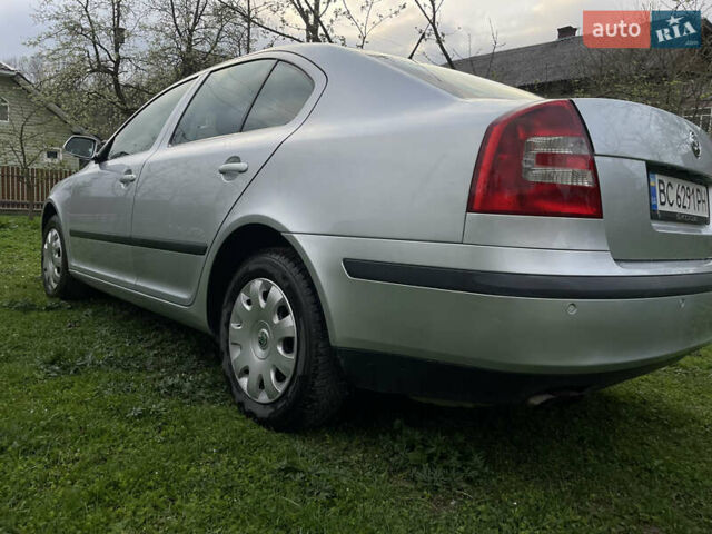 Серый Шкода Октавия, объемом двигателя 1.8 л и пробегом 169 тыс. км за 5900 $, фото 3 на Automoto.ua