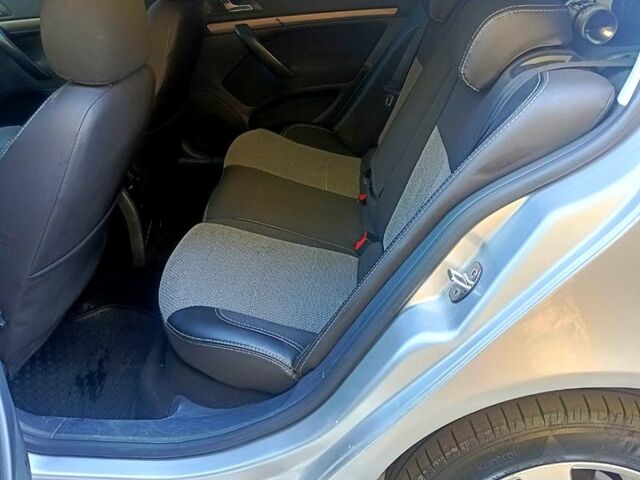 Сірий Шкода Октавія, об'ємом двигуна 2 л та пробігом 187 тис. км за 5800 $, фото 6 на Automoto.ua