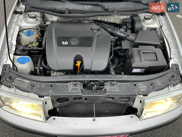 Сірий Шкода Октавія, об'ємом двигуна 1.6 л та пробігом 238 тис. км за 5999 $, фото 14 на Automoto.ua