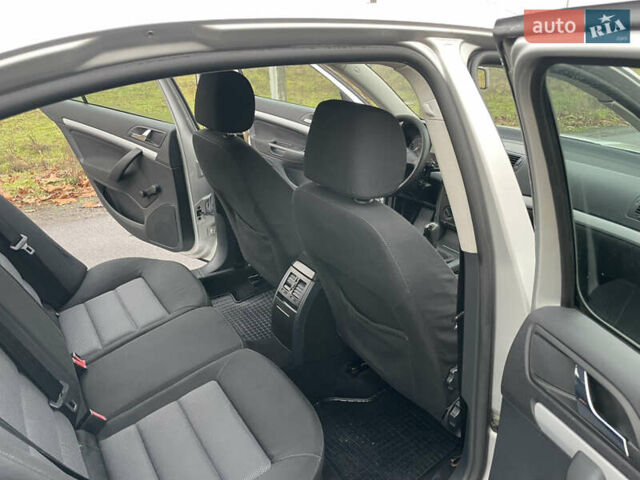 Сірий Шкода Октавія, об'ємом двигуна 1.6 л та пробігом 233 тис. км за 6359 $, фото 61 на Automoto.ua