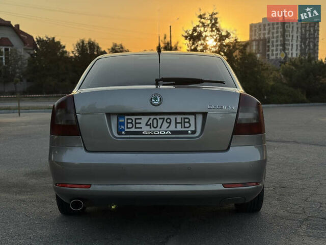 Серый Шкода Октавия, объемом двигателя 1.6 л и пробегом 268 тыс. км за 7499 $, фото 5 на Automoto.ua
