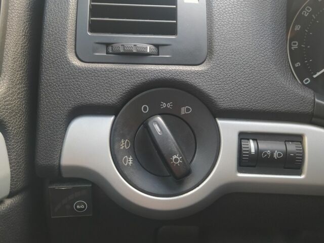 Сірий Шкода Октавія, об'ємом двигуна 1 л та пробігом 242 тис. км за 6200 $, фото 2 на Automoto.ua