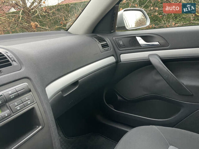 Сірий Шкода Октавія, об'ємом двигуна 1.6 л та пробігом 233 тис. км за 6359 $, фото 41 на Automoto.ua