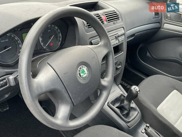 Шкода Октавия 2008 в Виннице на Automoto.ua Серый Шкода Октавия, объемом двигателя 1.6 л и пробегом 56 тыс. км за 9150 $, фото 46 на Automoto.ua