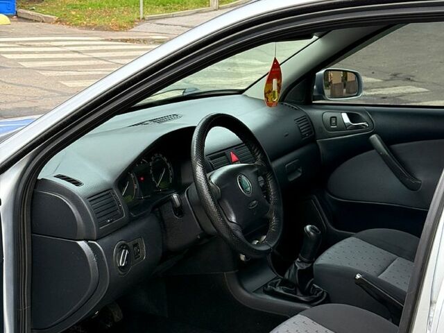 Шкода Октавія 2008 у Краматорске на Automoto.ua Сірий Шкода Октавія, об'ємом двигуна 1.6 л та пробігом 203 тис. км за 5450 $, фото 8 на Automoto.ua