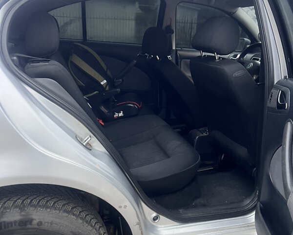 Серый Шкода Октавия, объемом двигателя 1.9 л и пробегом 303 тыс. км за 4999 $, фото 13 на Automoto.ua