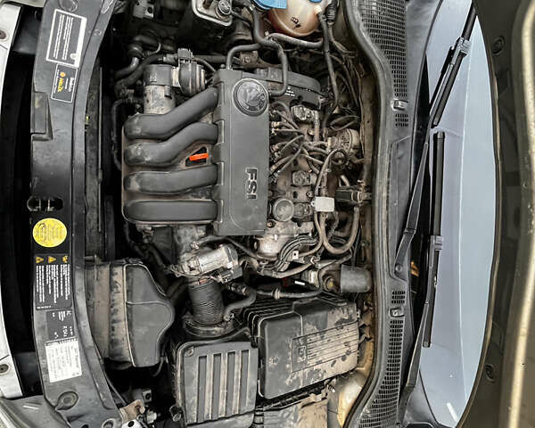 Сірий Шкода Октавія, об'ємом двигуна 2 л та пробігом 192 тис. км за 6900 $, фото 1 на Automoto.ua