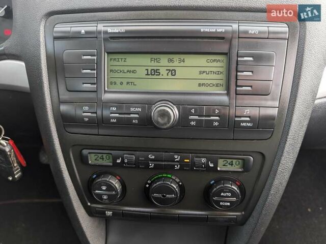 Сірий Шкода Октавія, об'ємом двигуна 1.6 л та пробігом 177 тис. км за 7250 $, фото 44 на Automoto.ua