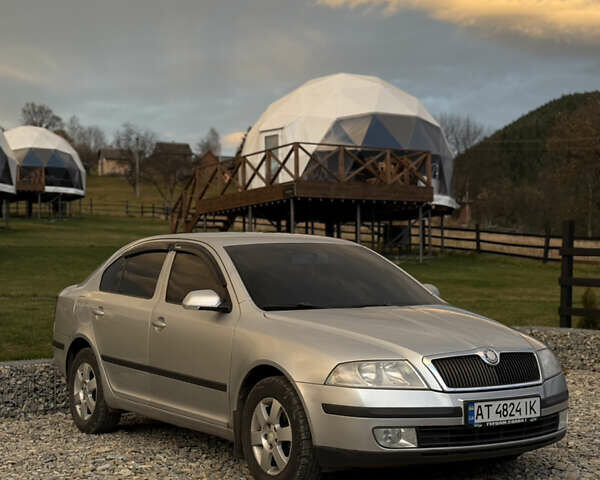 Шкода Октавія 2008 у Івано-Франківську на Automoto.ua Сірий Шкода Октавія, об'ємом двигуна 1.39 л та пробігом 300 тис. км за 4750 $, фото 5 на Automoto.ua