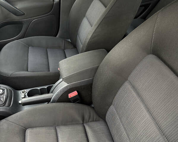 Серый Шкода Октавия, объемом двигателя 2 л и пробегом 280 тыс. км за 6900 $, фото 6 на Automoto.ua