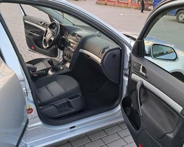 Серый Шкода Октавия, объемом двигателя 1.9 л и пробегом 320 тыс. км за 6200 $, фото 6 на Automoto.ua