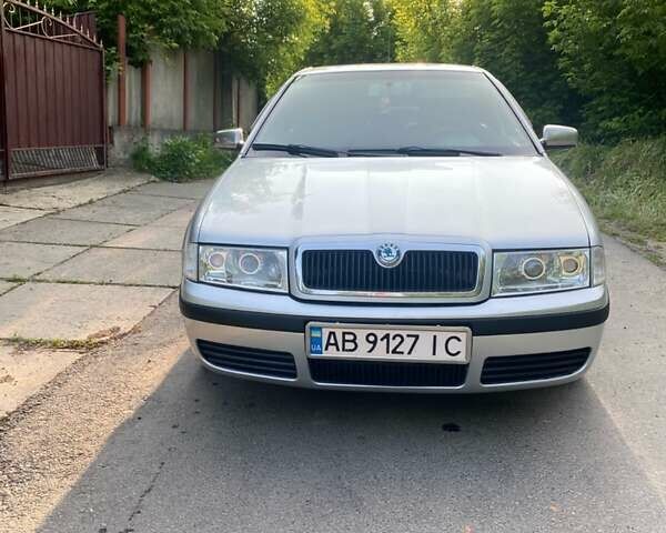 Серый Шкода Октавия, объемом двигателя 1.6 л и пробегом 420 тыс. км за 4600 $, фото 1 на Automoto.ua