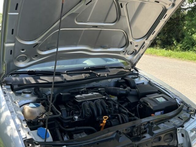 Серый Шкода Октавия, объемом двигателя 1.6 л и пробегом 150 тыс. км за 5500 $, фото 6 на Automoto.ua